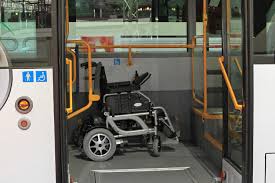 Derechos de pasajeros en taxi accesible en Almería